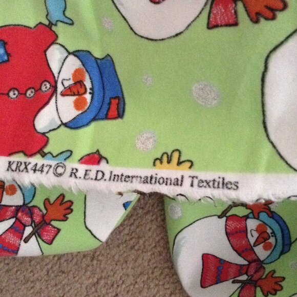 Christmas Frosty The Snowman Flannel Fabric (1 Piece) Green Material Quilting - Picture 3 of 5